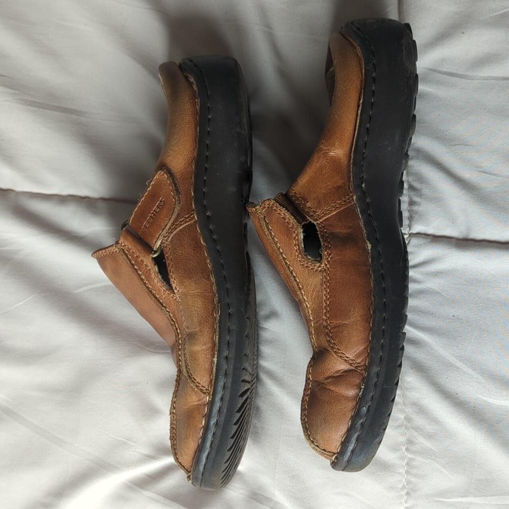 Brown Leather Skechers covered sandals 8
